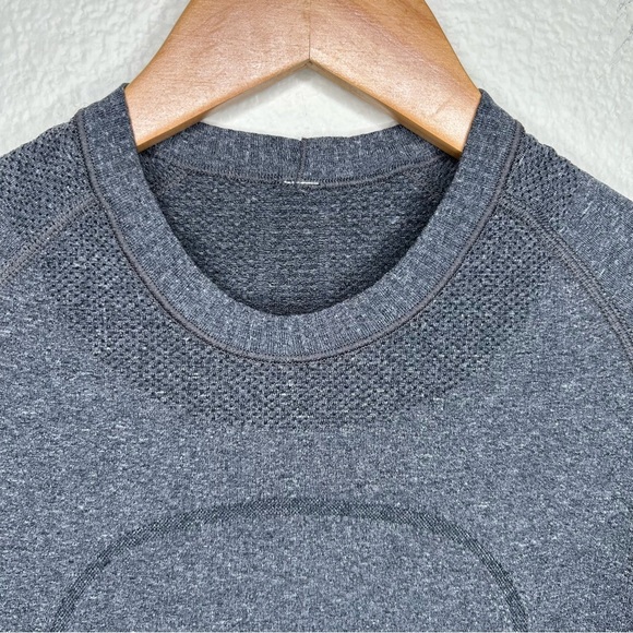 Lululemon Swiftly Tech Long Sleeve Shirt grey 4 - Picture 2 of 10